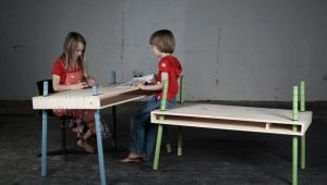 Reguliuojamo aukščio vaiko stalas