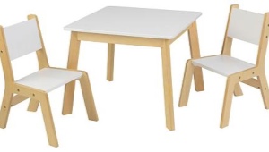  Vaikų stalas su savo rankomis