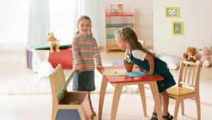  Features of the choice of children's plastic table