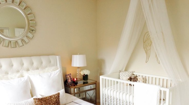  Bedroom and nursery in the same room