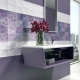  Vonios kambario dizainas su alyvinėmis plytelėmis